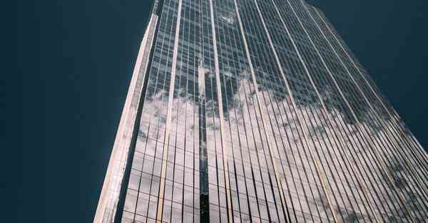 智能互动展台_智能互联 suv